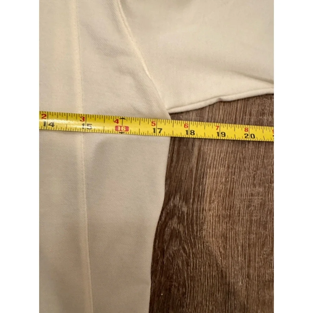 Nike Golf Women's 3/4 Sleeve Tunic Shirt Size‎ Medium White Button Up Athletic